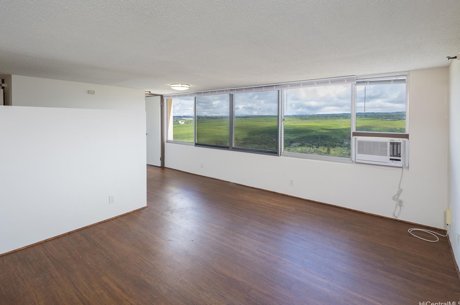 1060 Kamehameha Hwy #4107a, Pearl City, HI 96782