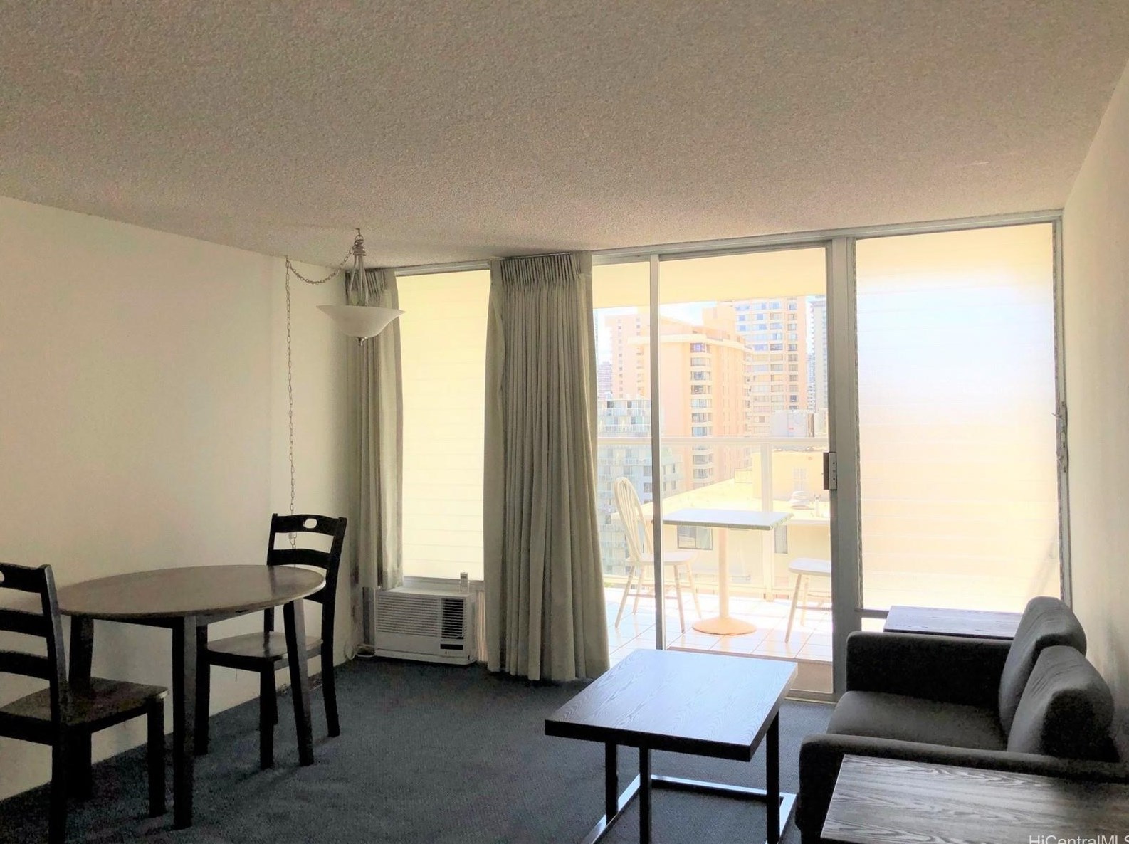 445 Seaside Ave #1416, Honolulu, HI 96815