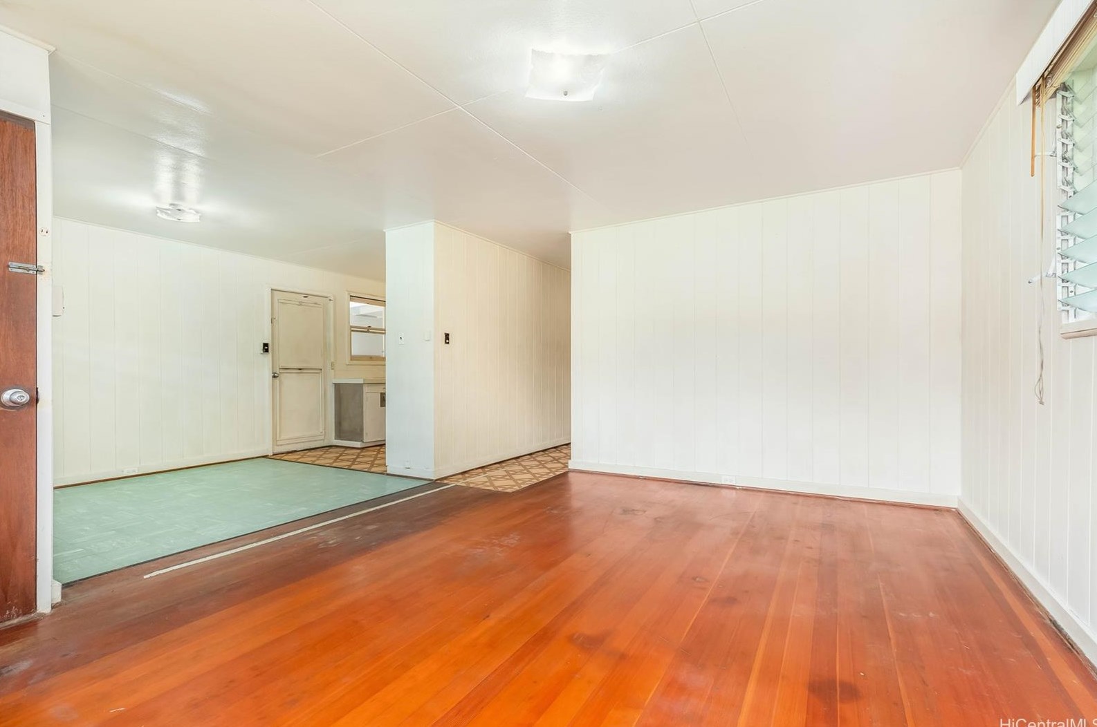 1350 Akahai St, Kailua, HI 96734