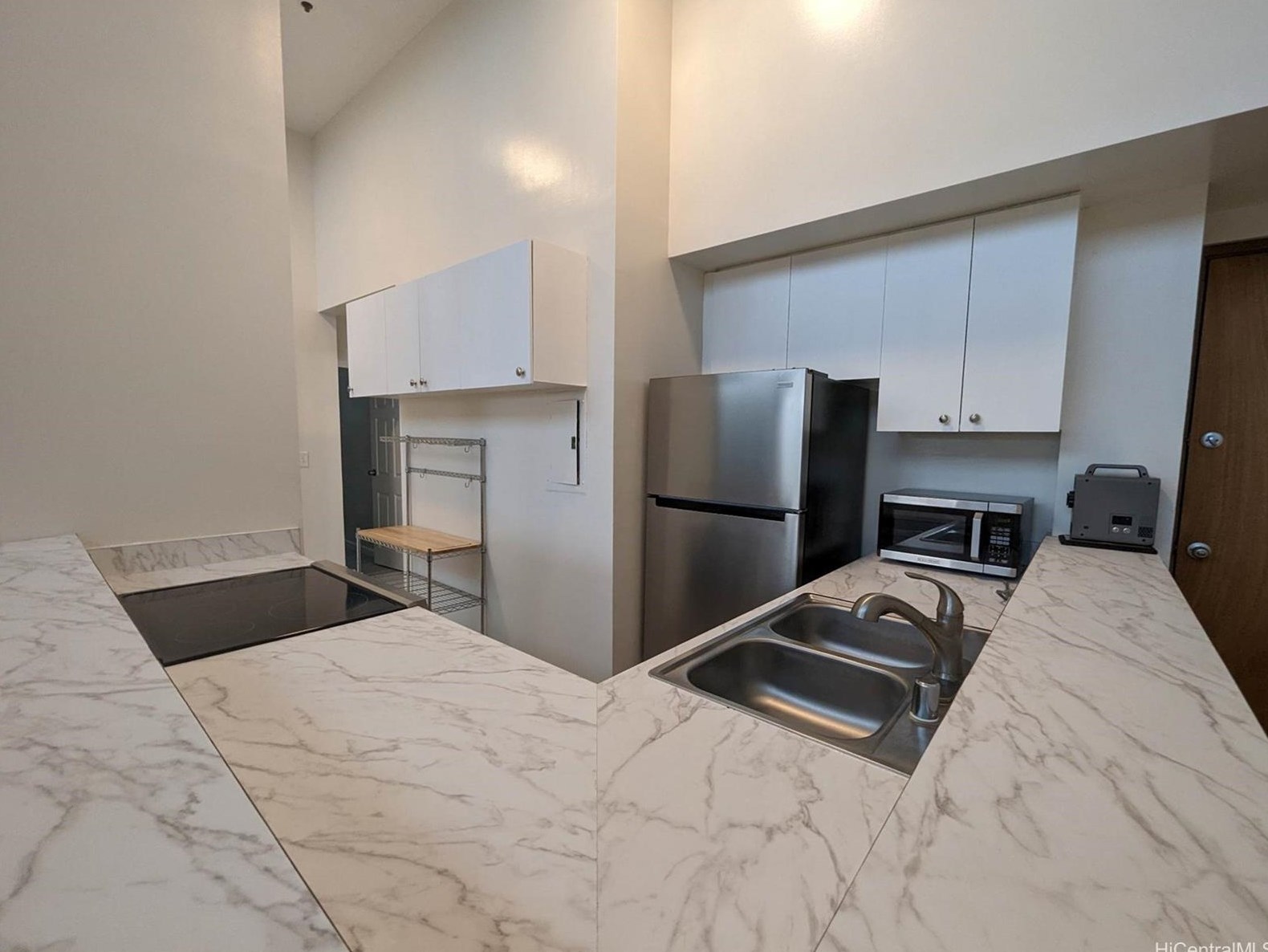 1060 Kamehameha Hwy #a101, Pearl City, HI 96782