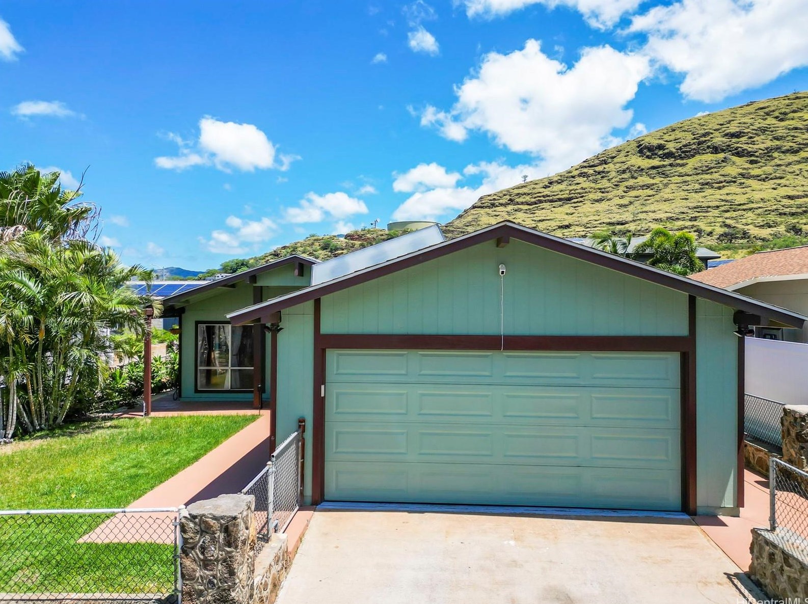 86208 Moeha St, Nanakuli, HI 96792