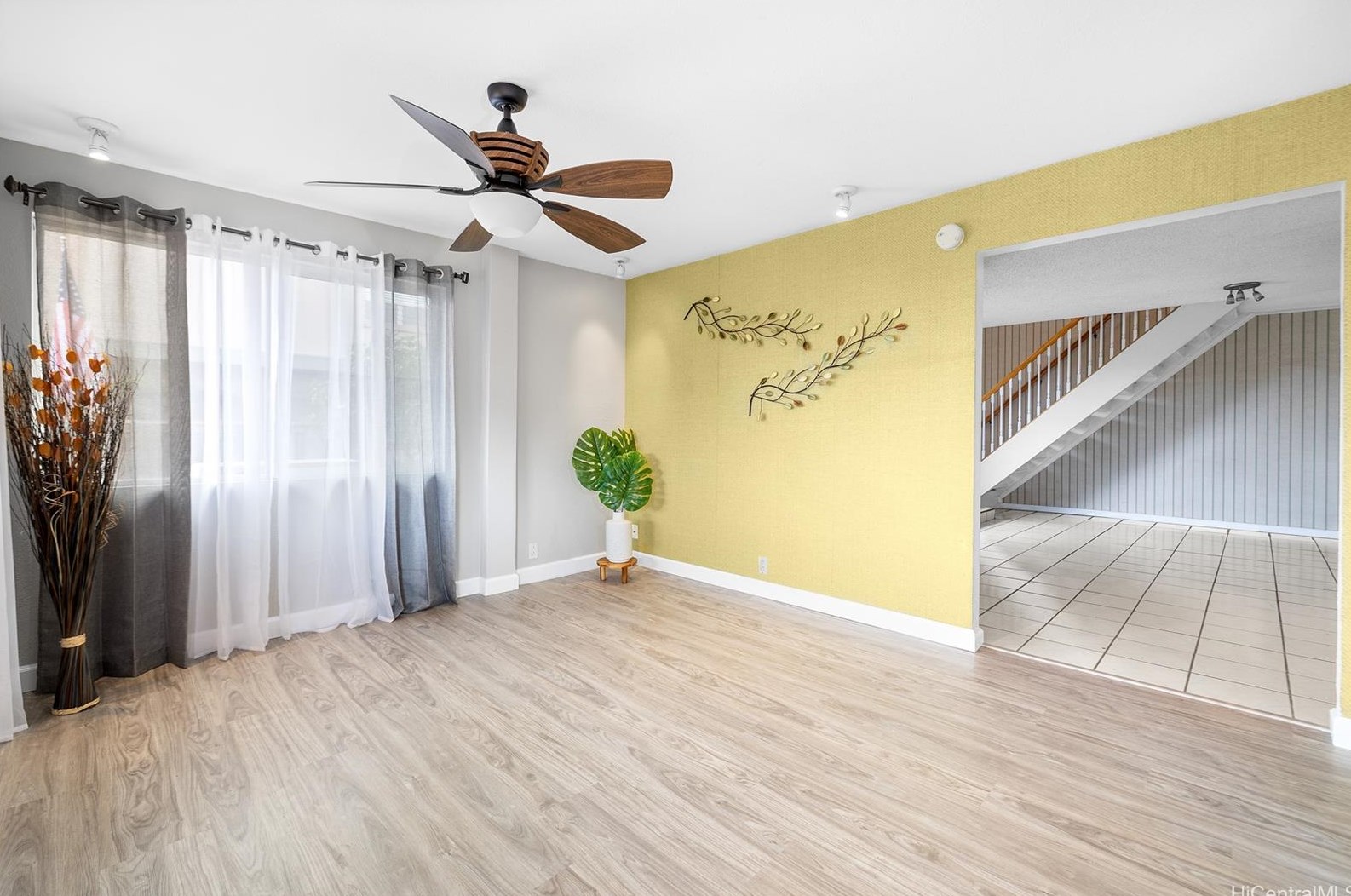 94864 Lelepua St #3c, Waipahu, HI 96797