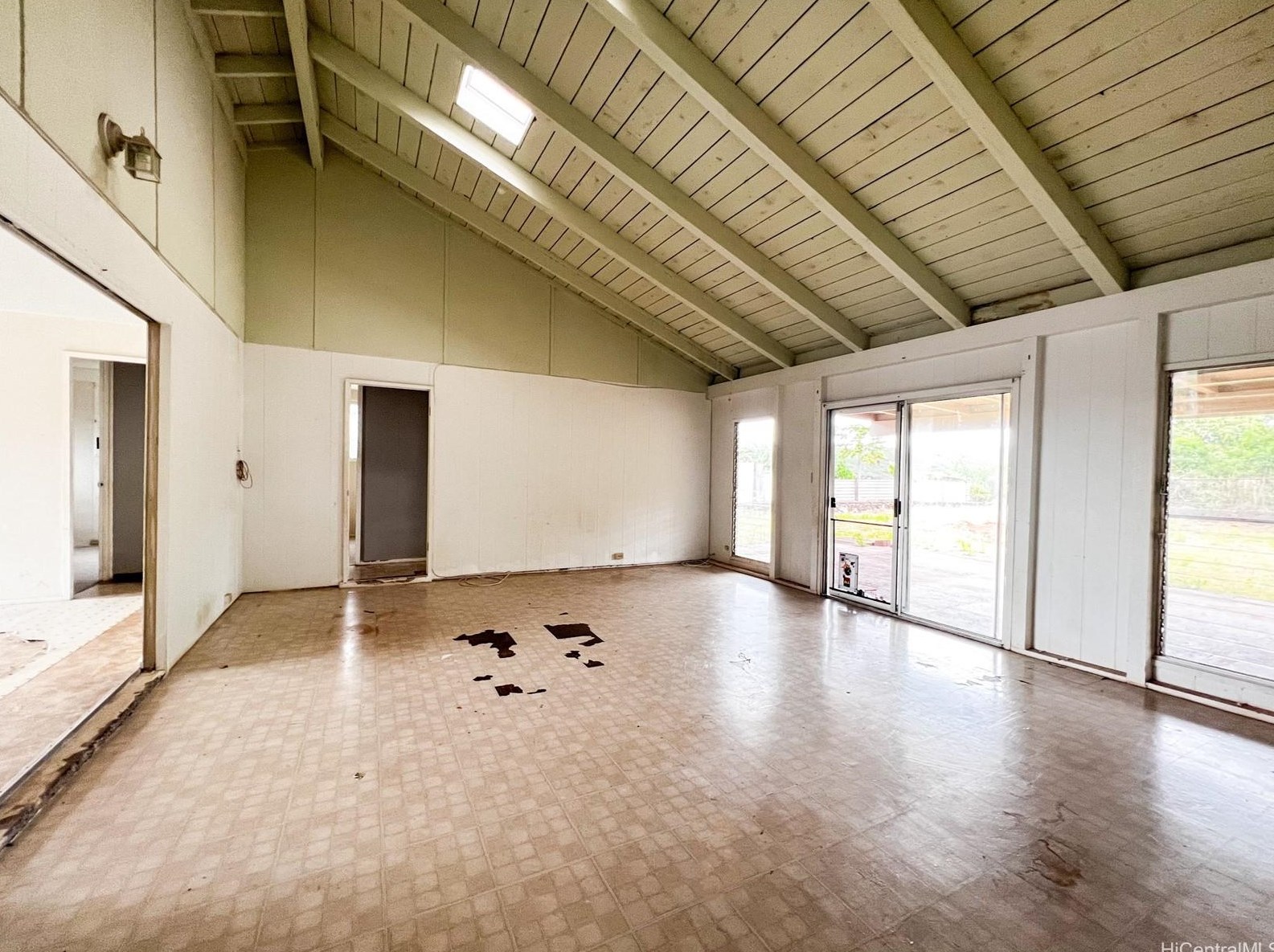 1749 Kaweloka Pl, Pearl City HI  96782-1511 exterior