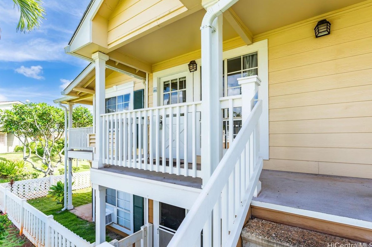 94-550 Lumiauau St #j203, Waipahu, HI 96797