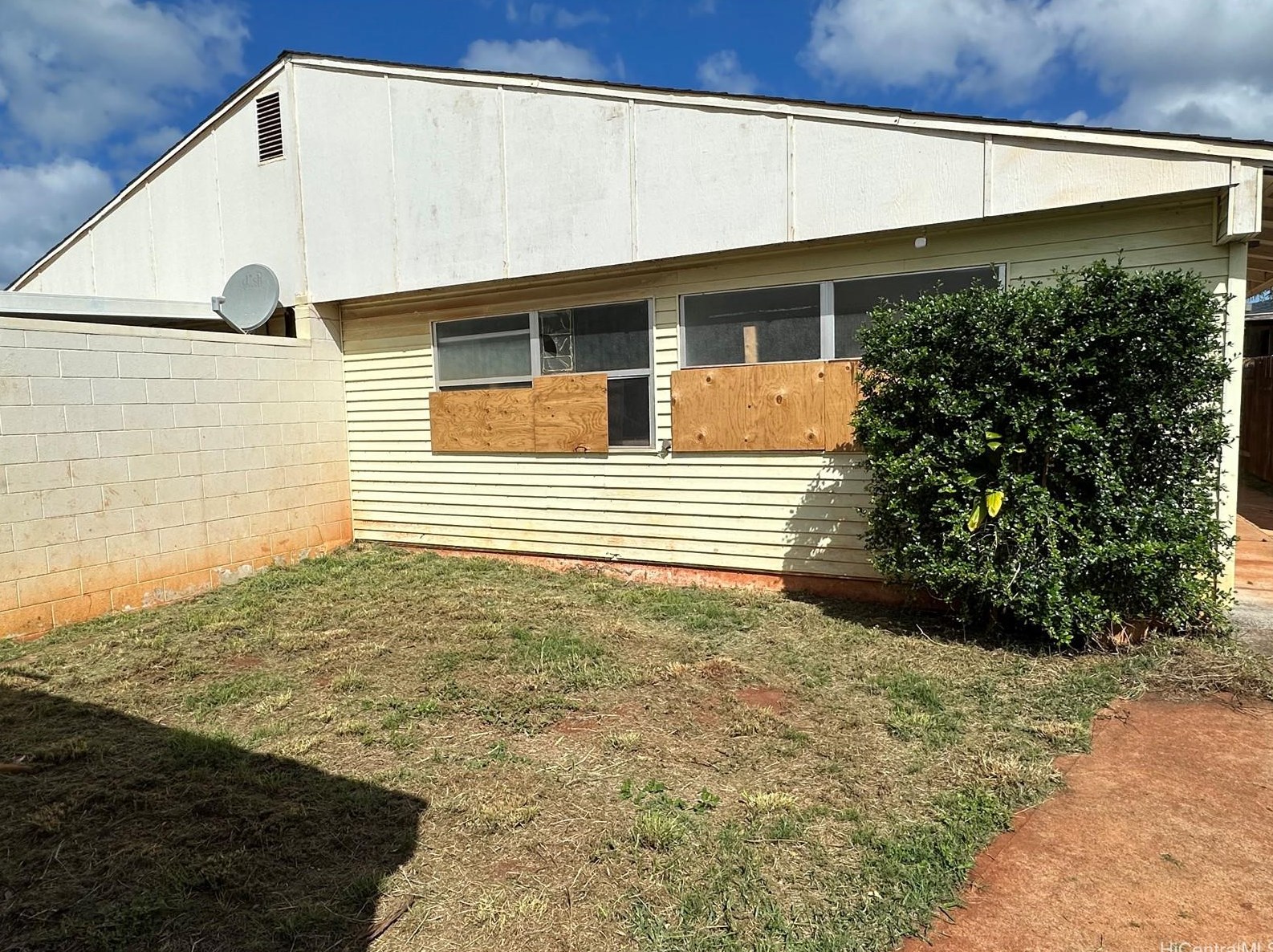 85-215 Ala Akau St #g, Nanakuli, HI 96792