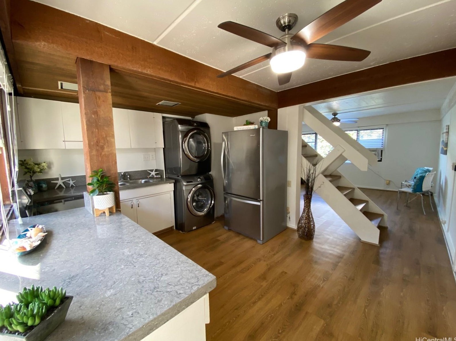 98-310 Kamehameha Hwy #210, Aiea, HI 96701