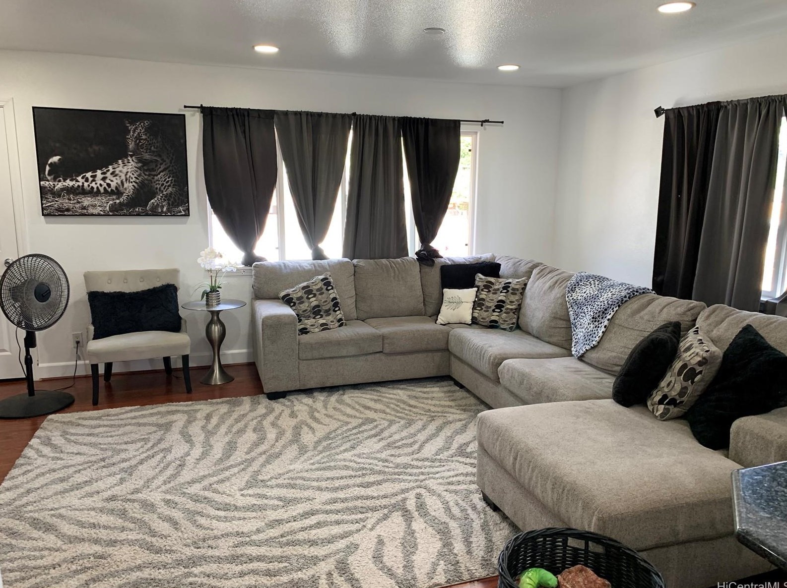 85184 Waianae Valley Rd, Nanakuli, HI 96792-2561