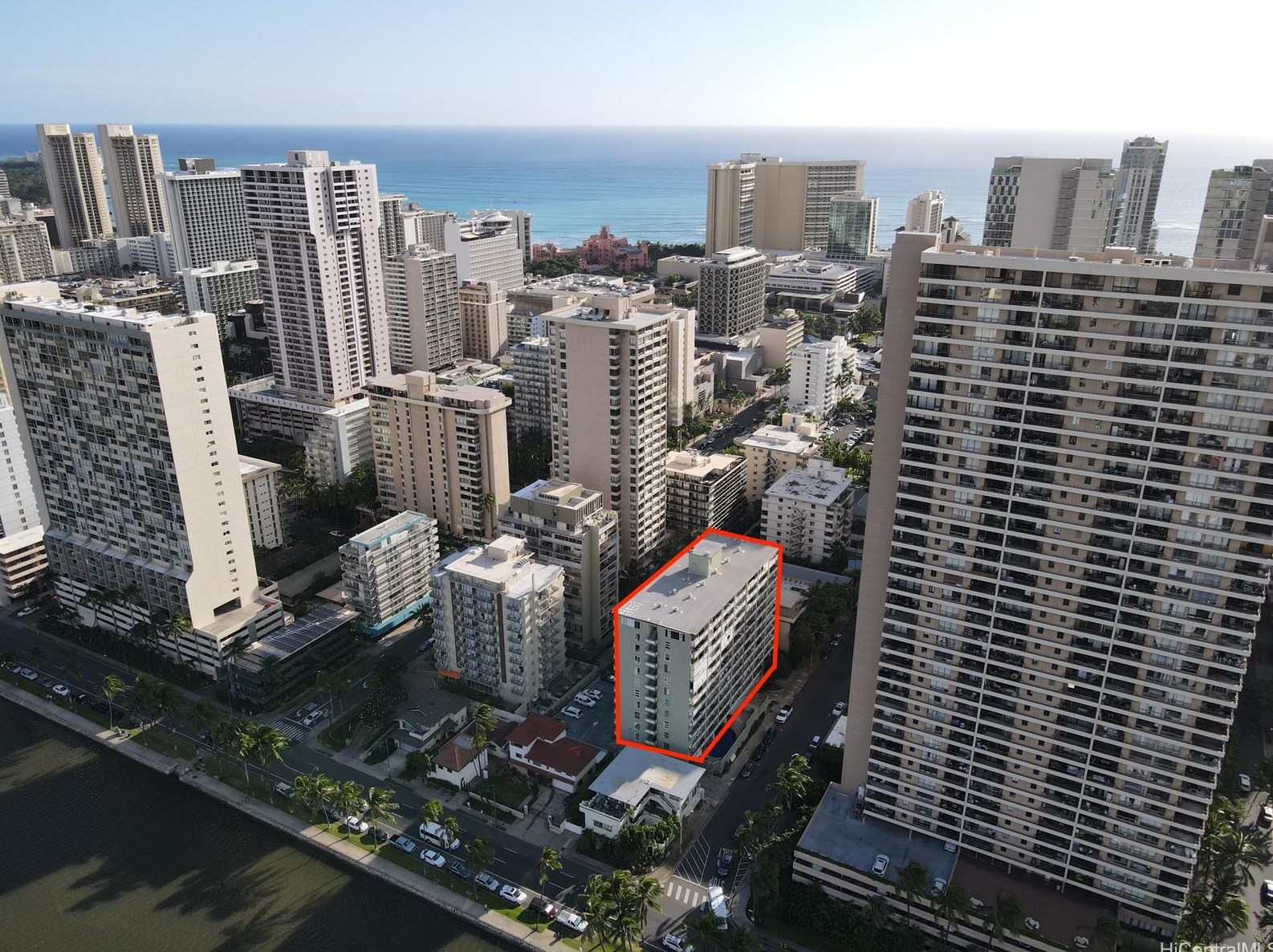 445 Kaiolu St, Honolulu HI 96815-2276 exterior