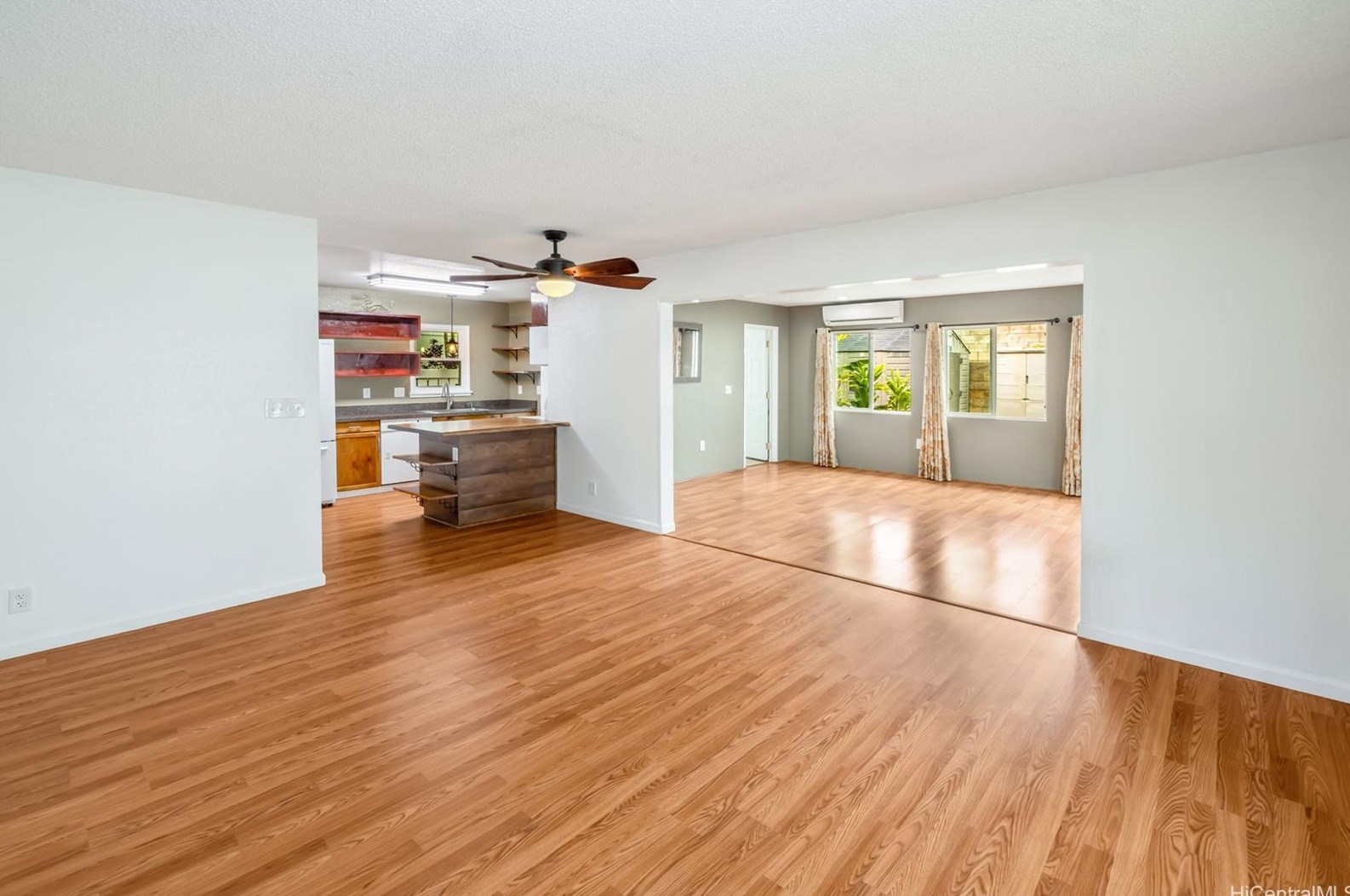 112 Olokani Pl, Wahiawa, HI 96786