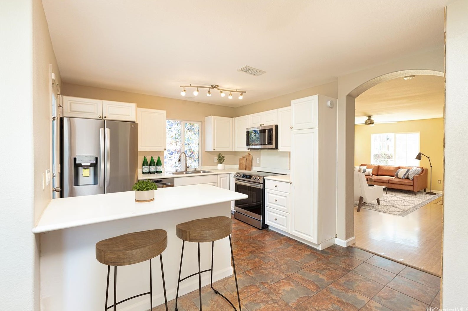 911080 Kaileolea Dr, Ewa Beach, HI 96706