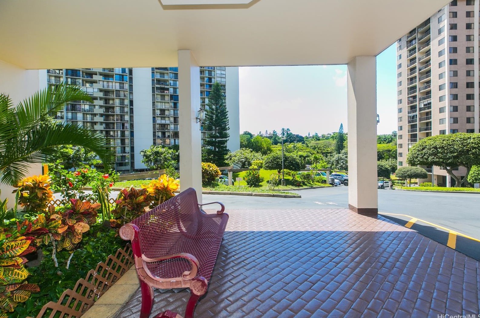 98487 Koauka Loop #b605, Aiea, HI 96701