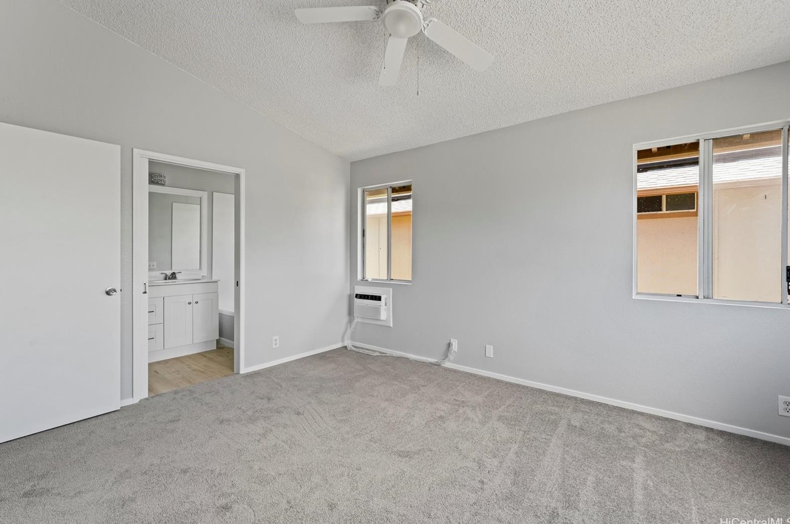 91-951 Pahuhu St, Ewa Beach HI  96706 exterior