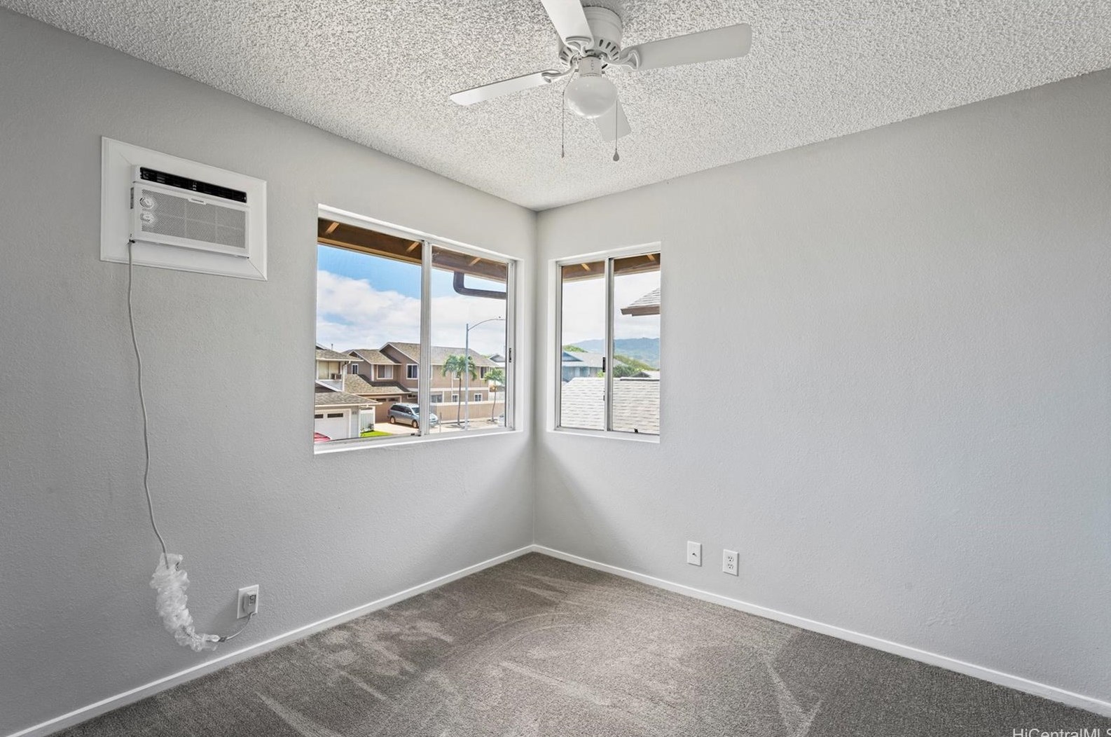 91-951 Pahuhu St, Ewa Beach HI  96706 exterior