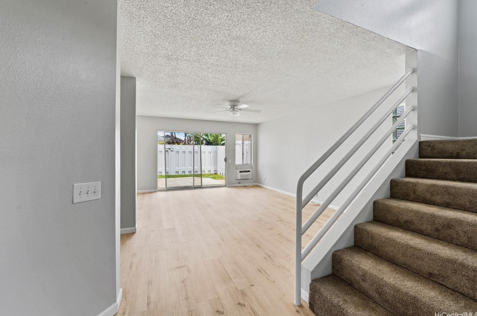 91-951 Pahuhu St, Ewa Beach HI  96706 exterior