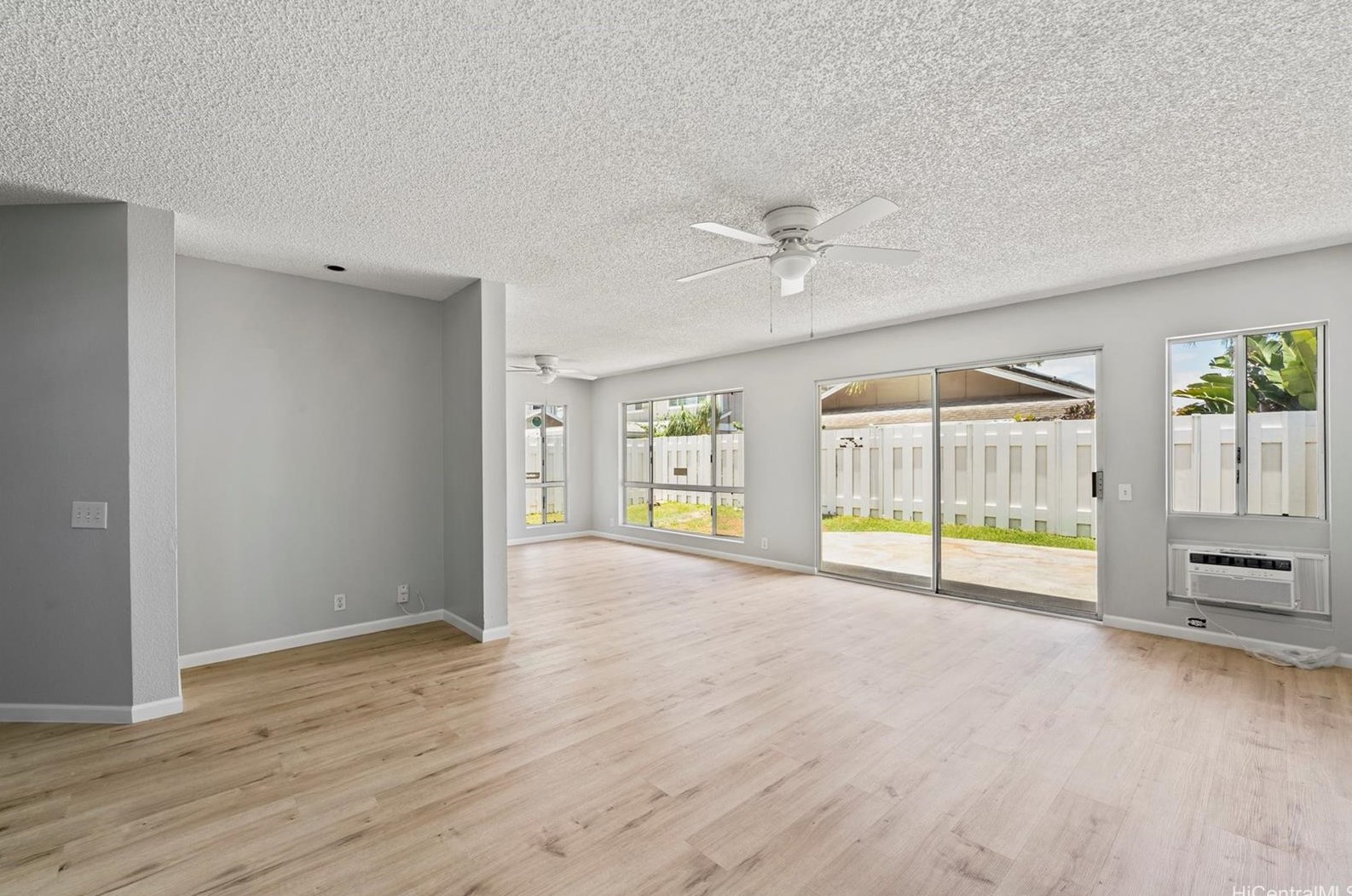 91-951 Pahuhu St, Ewa Beach HI  96706 exterior