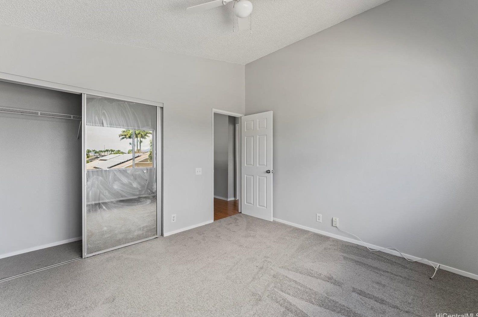 91-951 Pahuhu St, Ewa Beach HI  96706 exterior