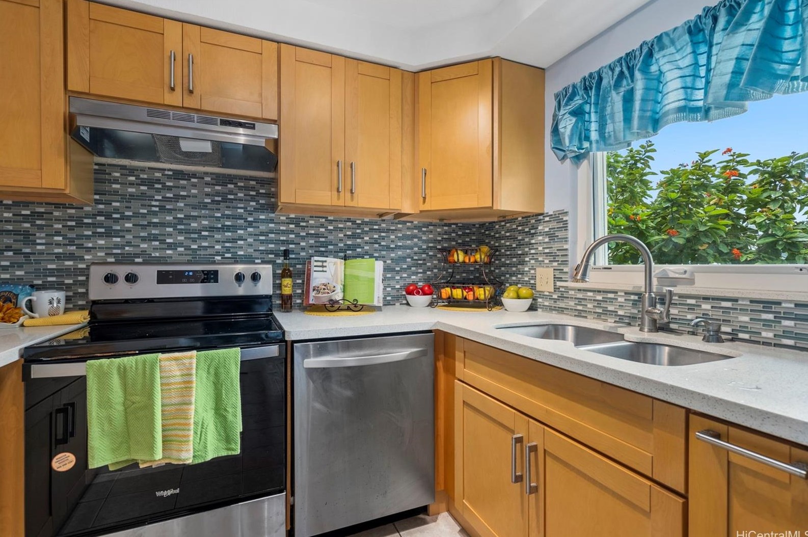 355 Aoloa St #k204, Kailua, HI 96734