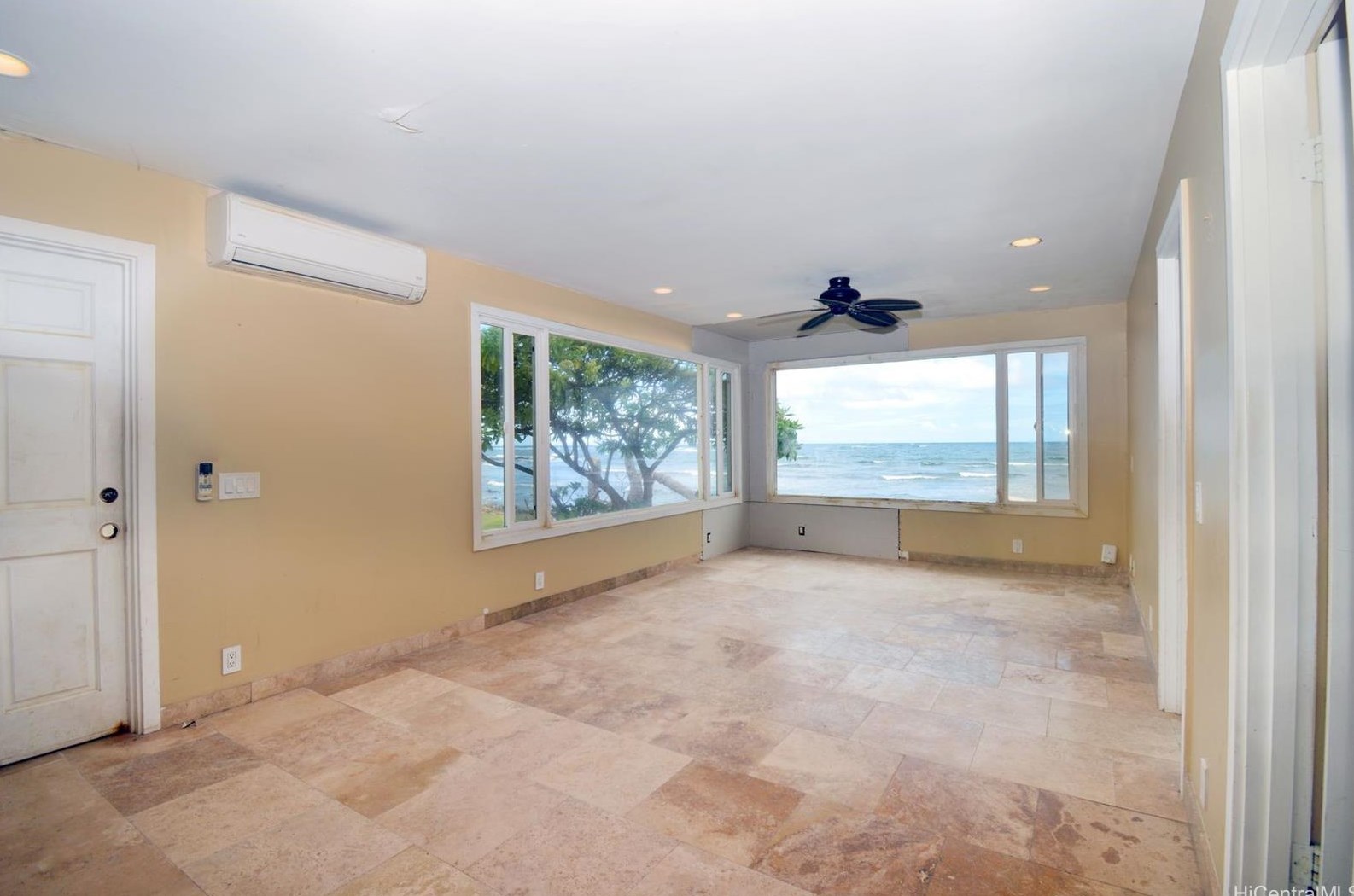 54-223 Kamehameha Hwy, Hauula, HI 96717