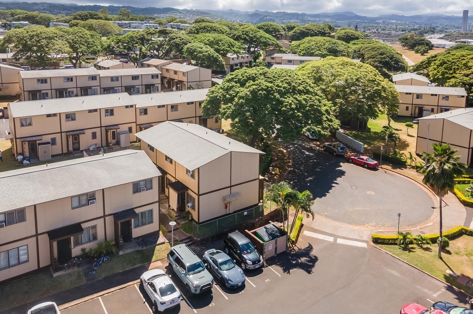 98-1274A Hoohiki Pl, Pearl City, HI 96782-3500