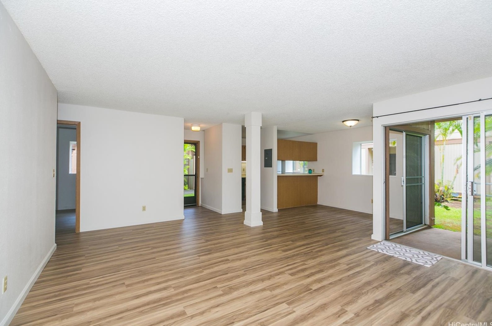 98-943 Moanalua Rd #1104, Aiea, HI 96701
