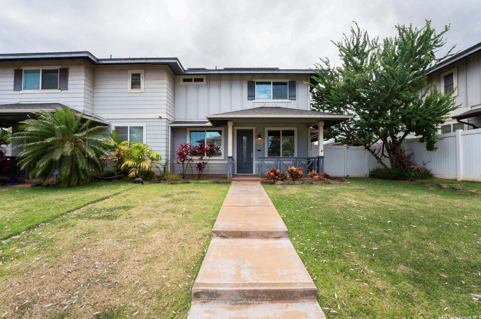 418 Kuehu St, Kapolei, HI 96707
