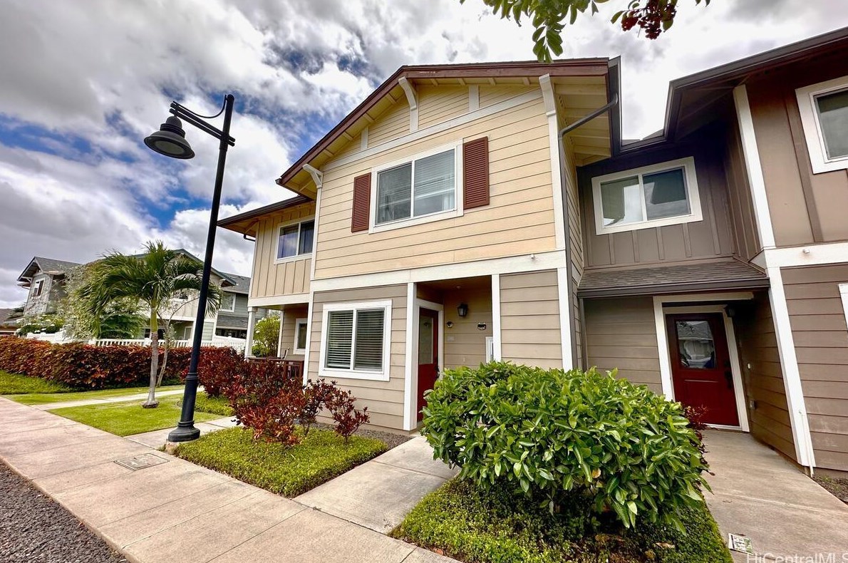 724 Kakala St #2202, Kapolei, HI 96707