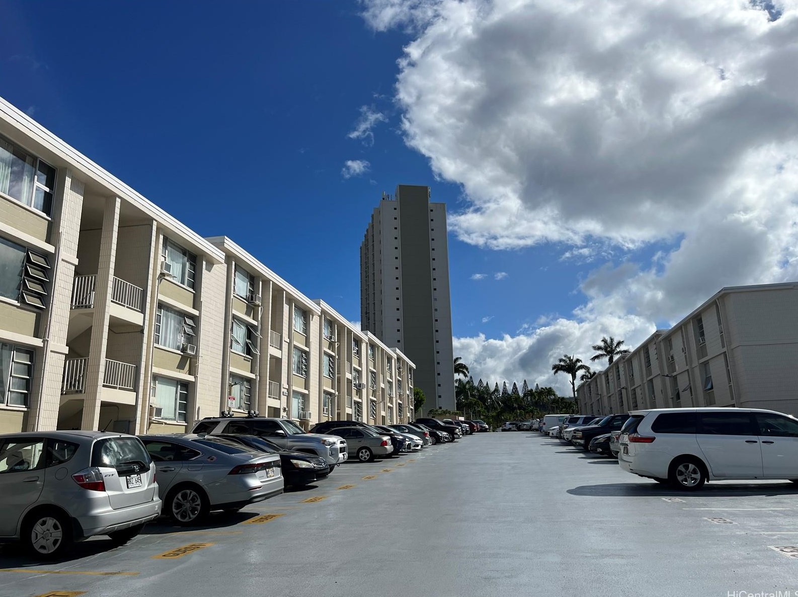 98-1038 Moanalua Rd #7-702, Aiea, HI 96701
