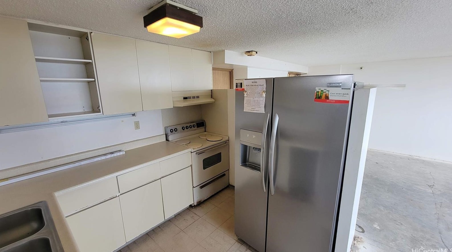 1060 Kamehameha Hwy #3201-a, Pearl City, HI 96782