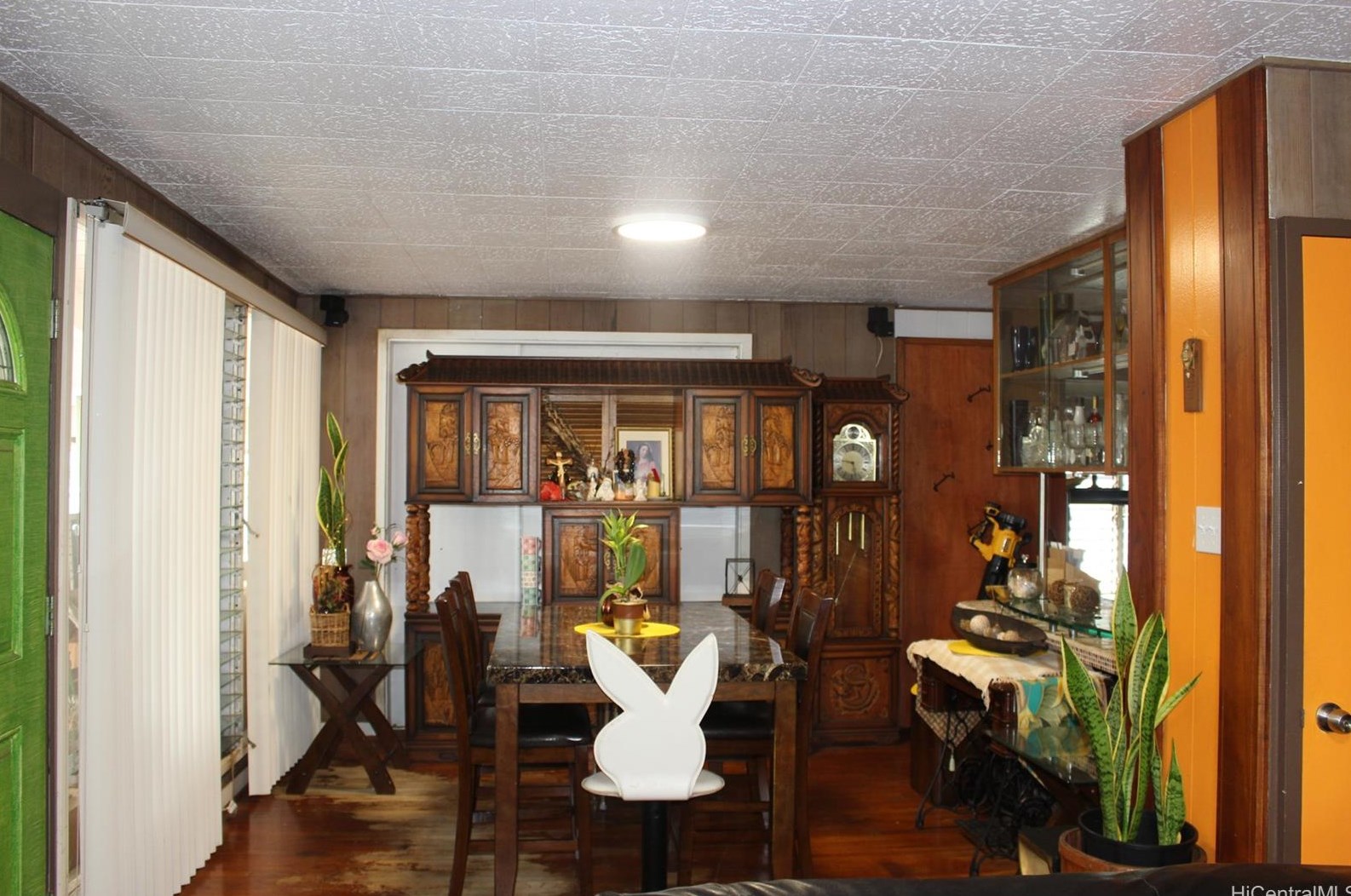 94-985 Nalii St, Waipahu, HI 96797-3662