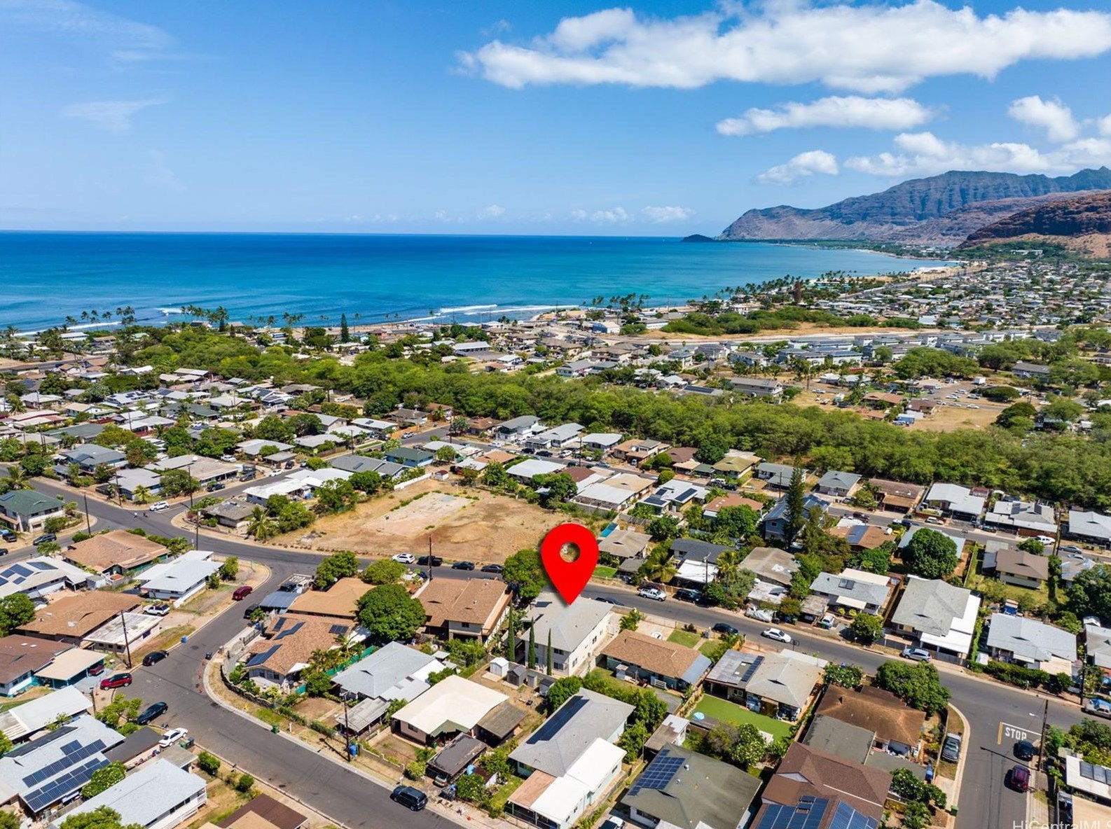 87237 Hookele St, Nanakuli, HI 96792