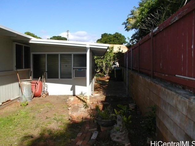 1595 Hoomoana Pl, Pearl City, HI 96782-1618