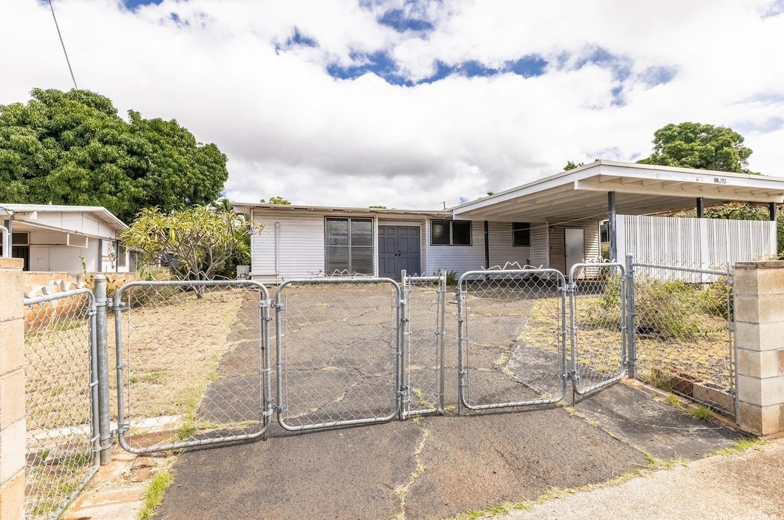 94-192 Loaa St, Waipahu, HI 96797