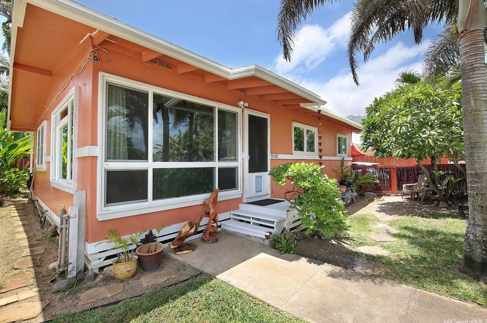 53-012 Pokiwai Pl, Hauula, HI 96717