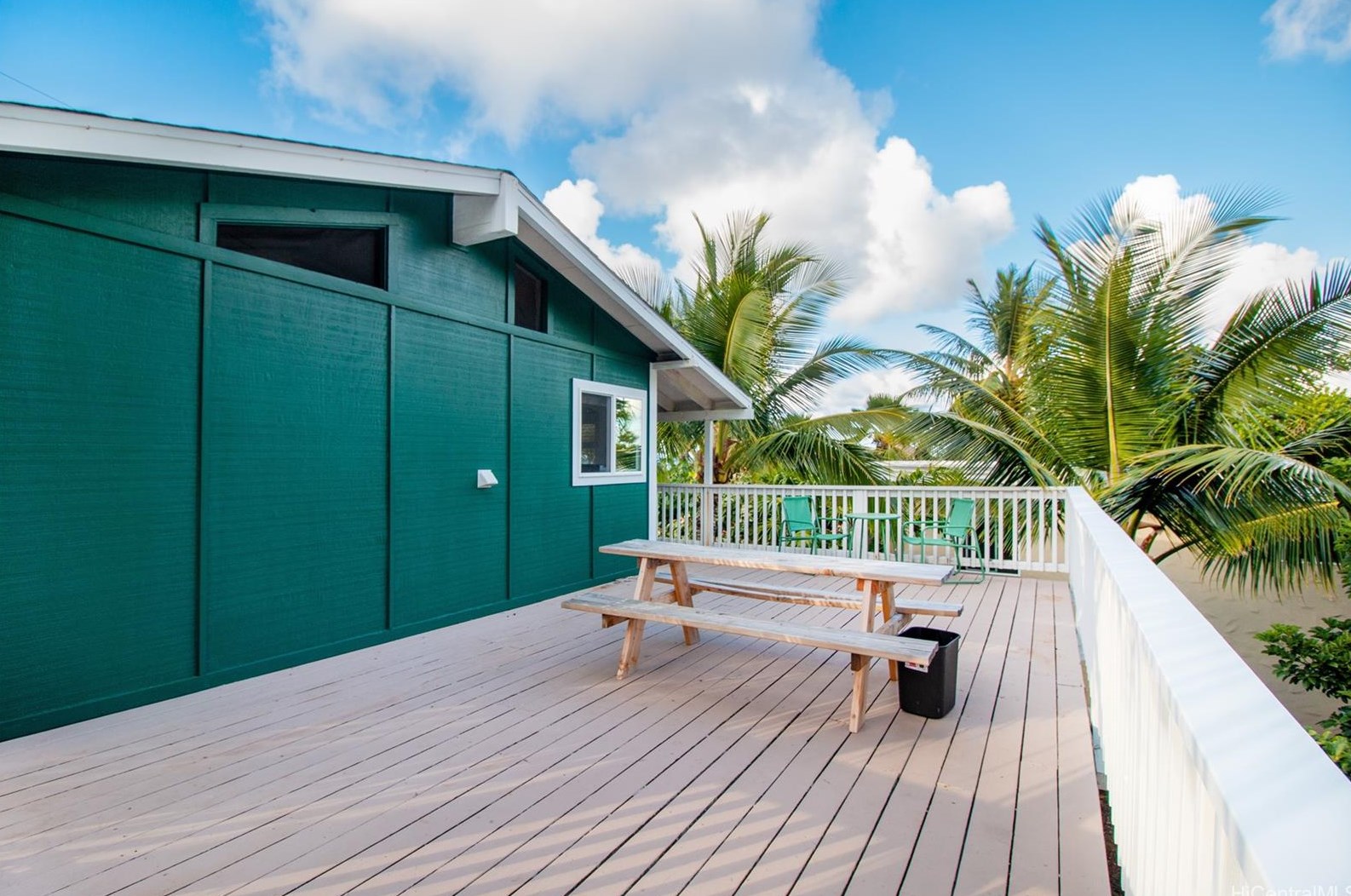 223 Lanipo Dr, Kailua, HI 96734