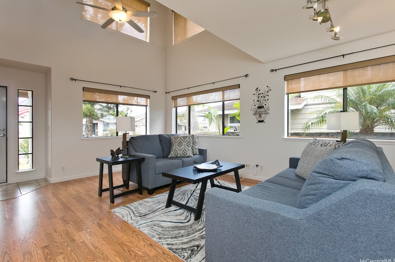 94-226 Haea Pl, Waipahu, HI 96797-5455