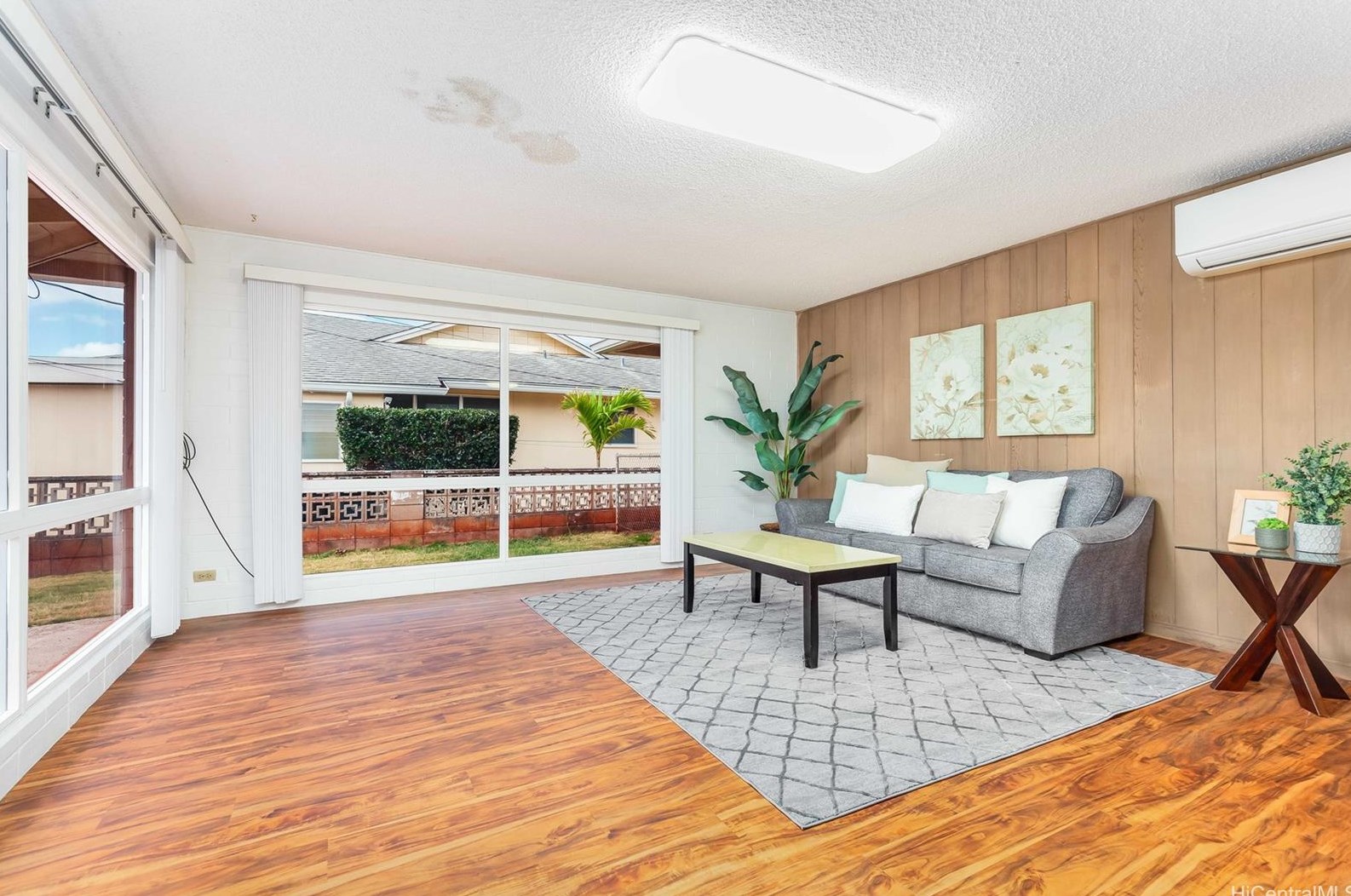 1277 Kaweloka St, Pearl City, HI 96782-1938
