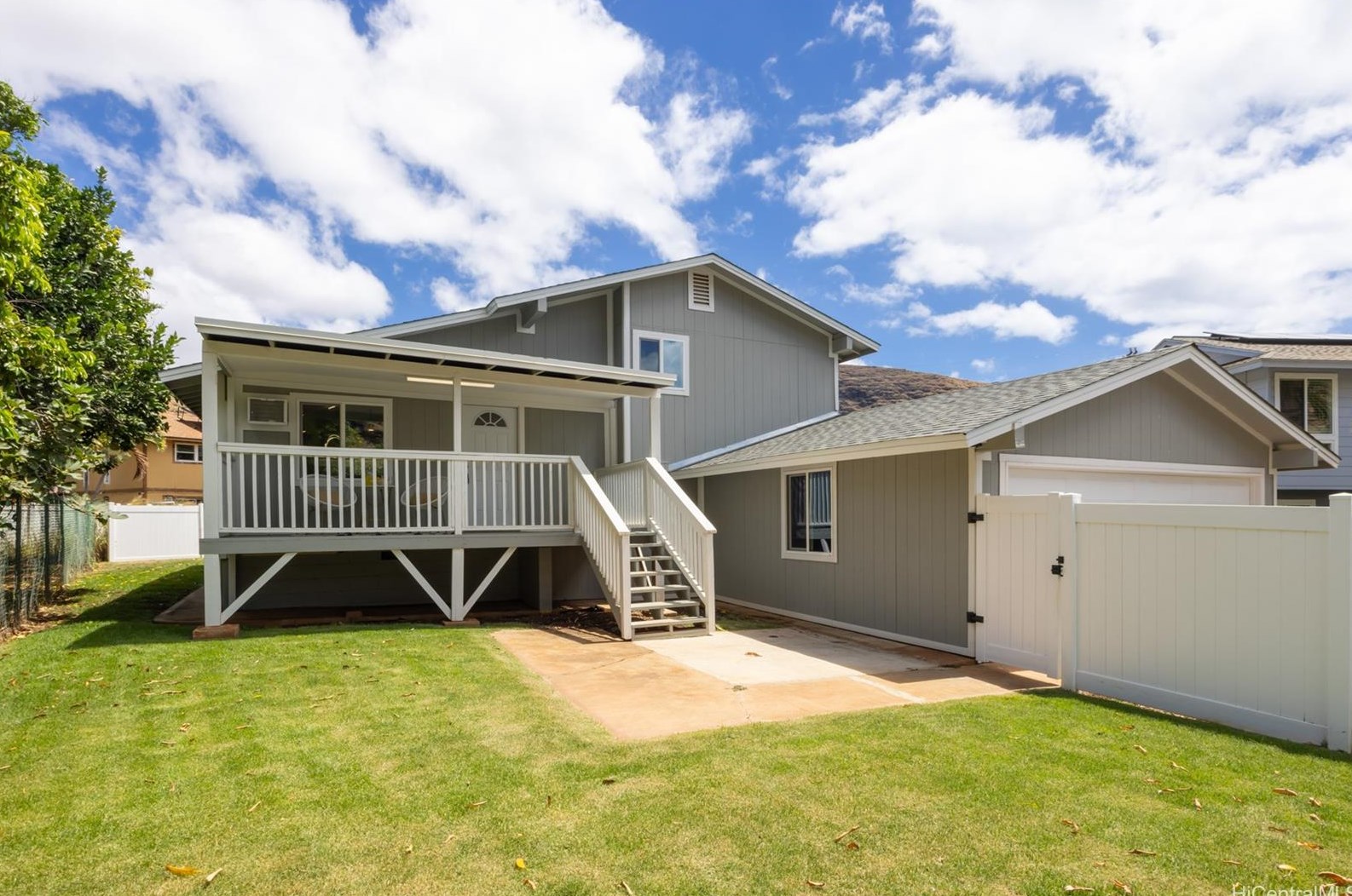 86343 Kauaopuu St, Nanakuli, HI 96792