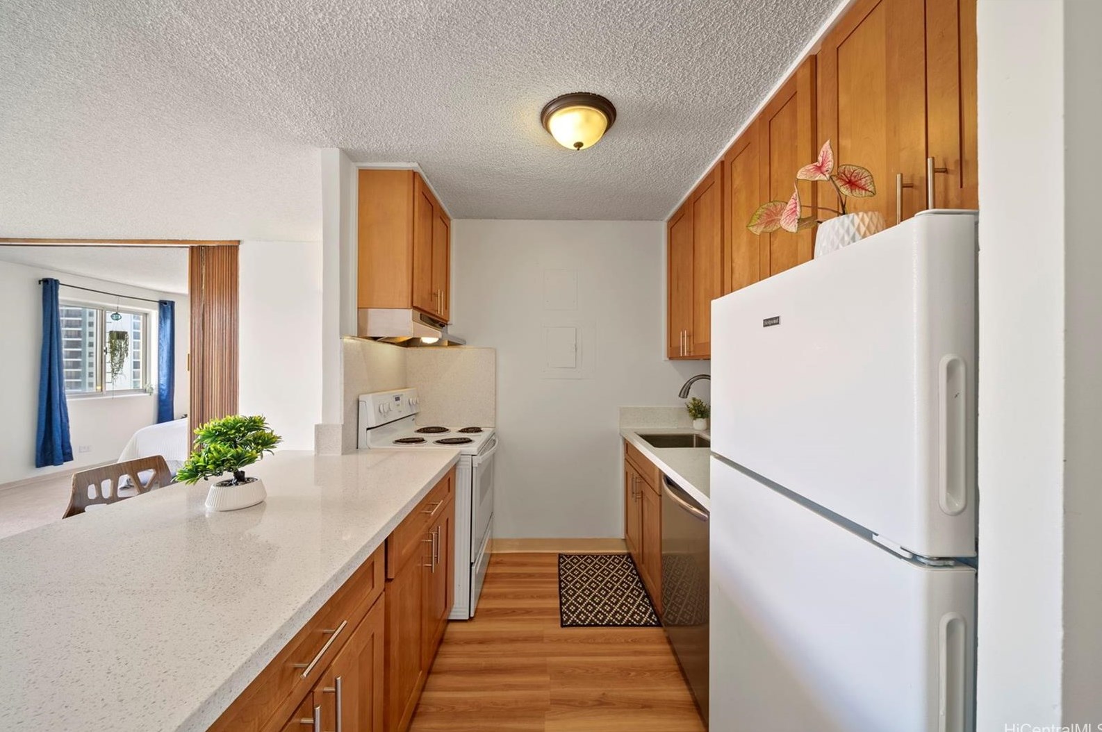 98-1038 Moanalua Rd #7-1405, Aiea, HI 96701
