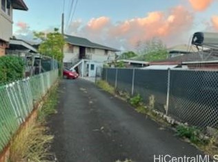 94355 Paiwa St, Waipahu, HI 96797-0036