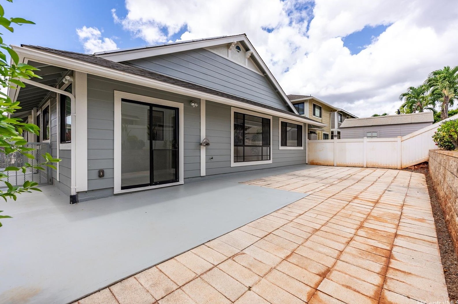 94-1066 Mauele St, Waipahu HI  96797-5817 exterior