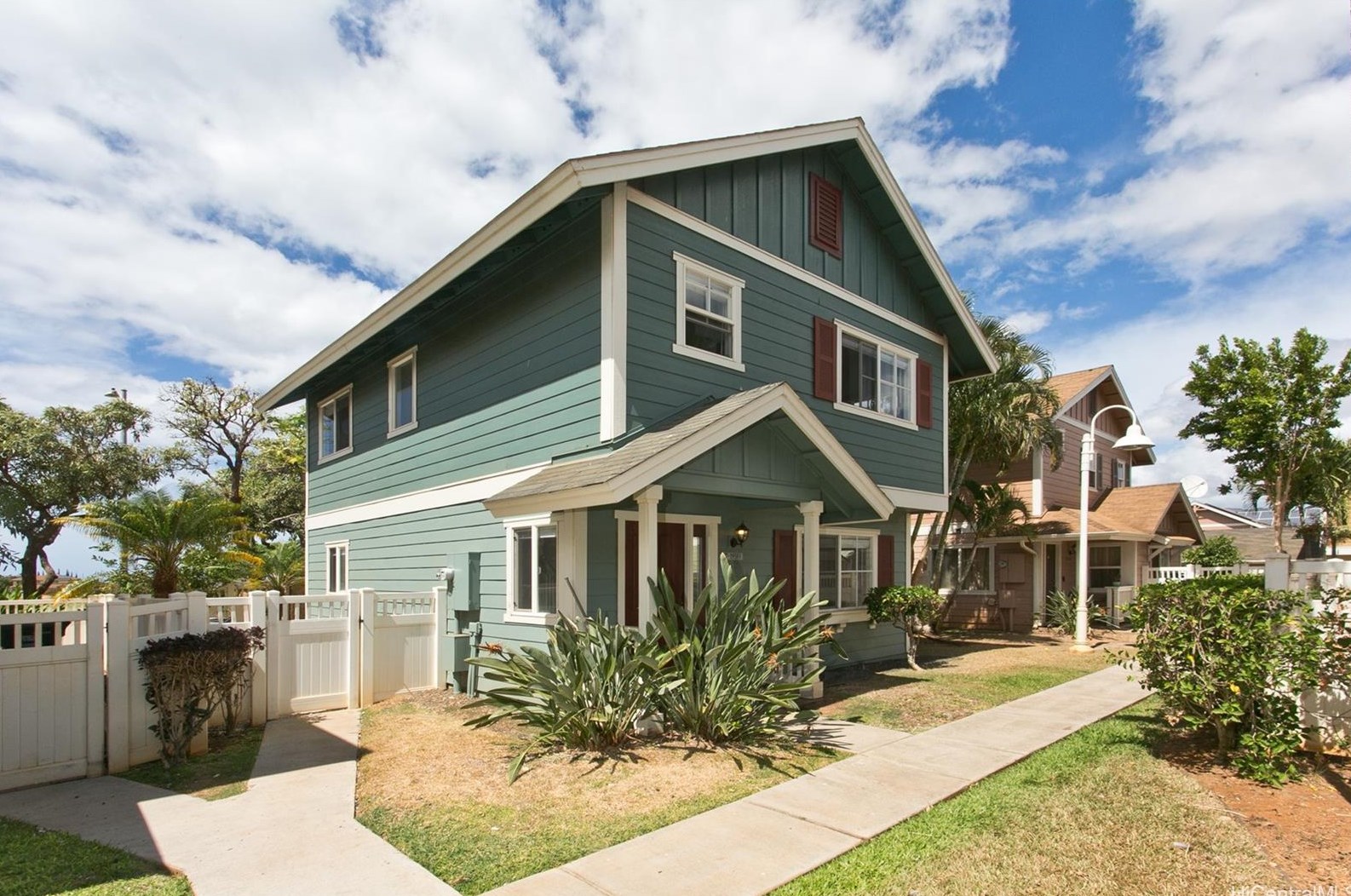 871958 Pakeke St #j, Nanakuli, HI 96792