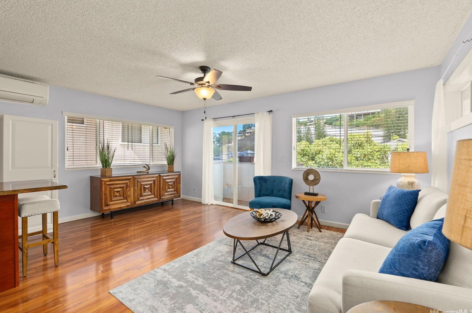 99-818 Meaala St, Aiea, HI 96701