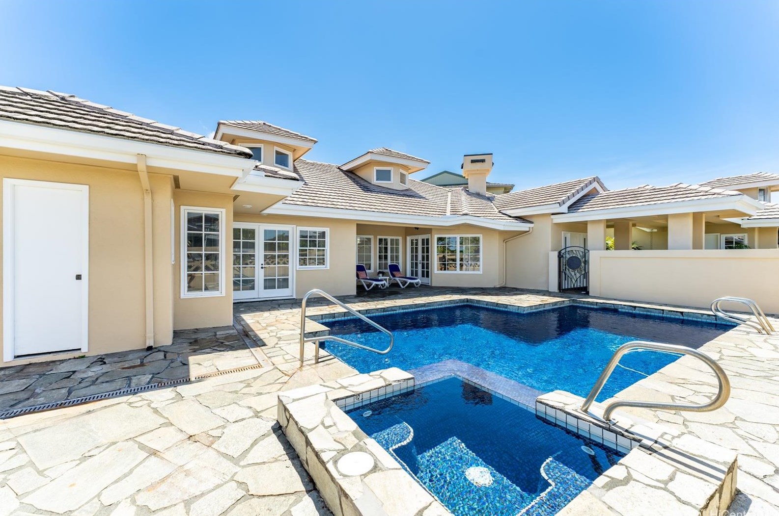 98-891 Kuhao Pl, Aiea, HI 96701