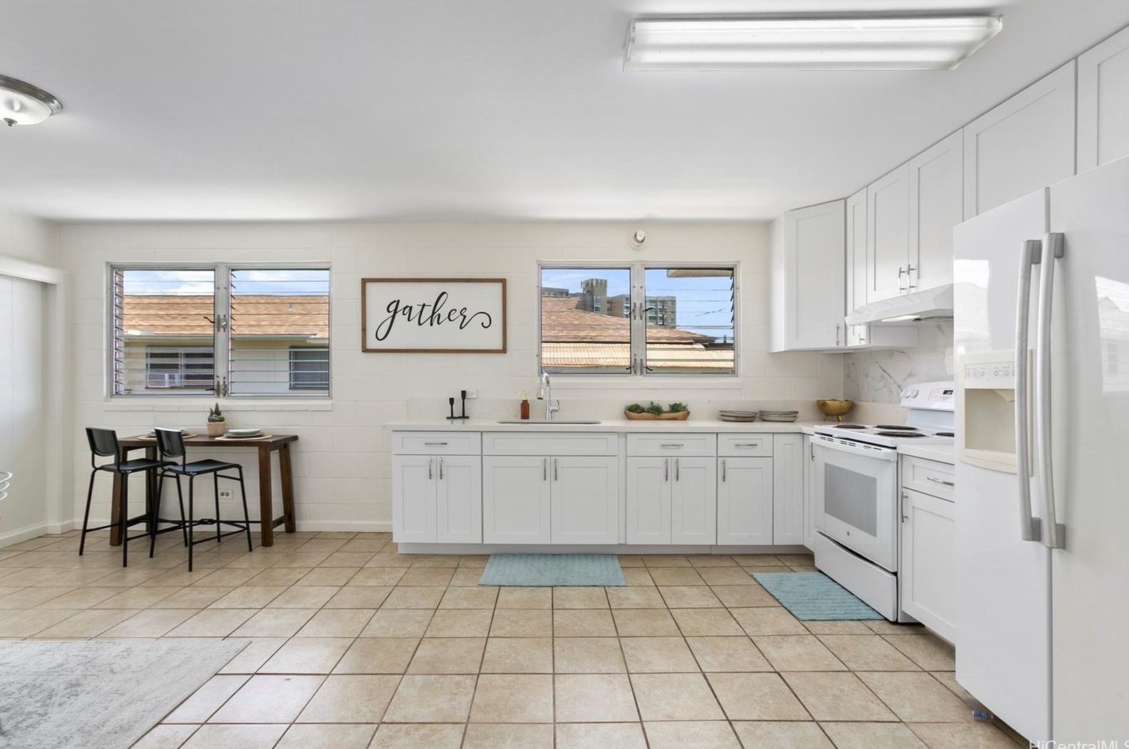 941125 Nalii St, Waipahu, HI 96797-3662
