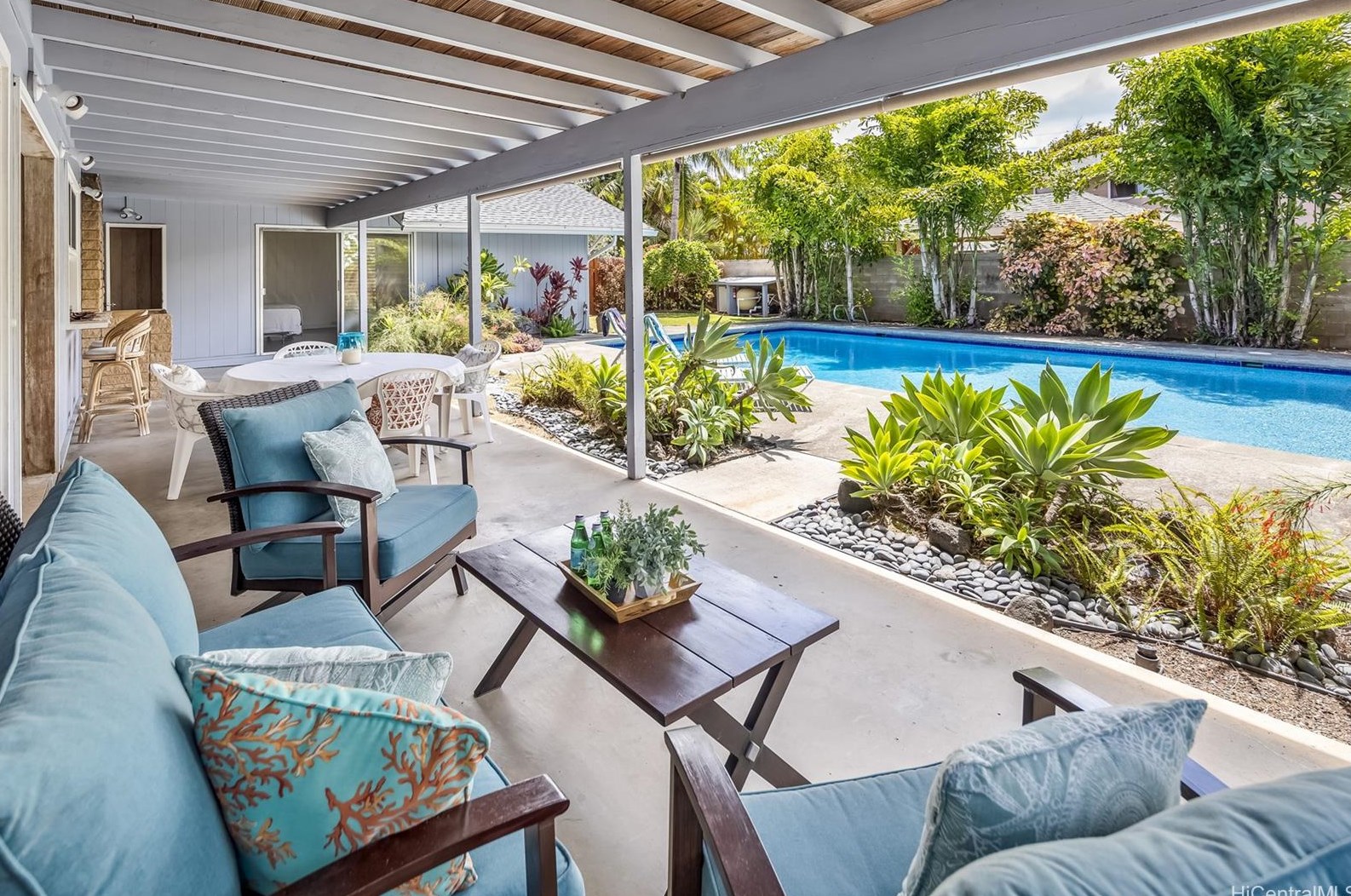 147 Ohana St, Kailua, HI 96734-2351