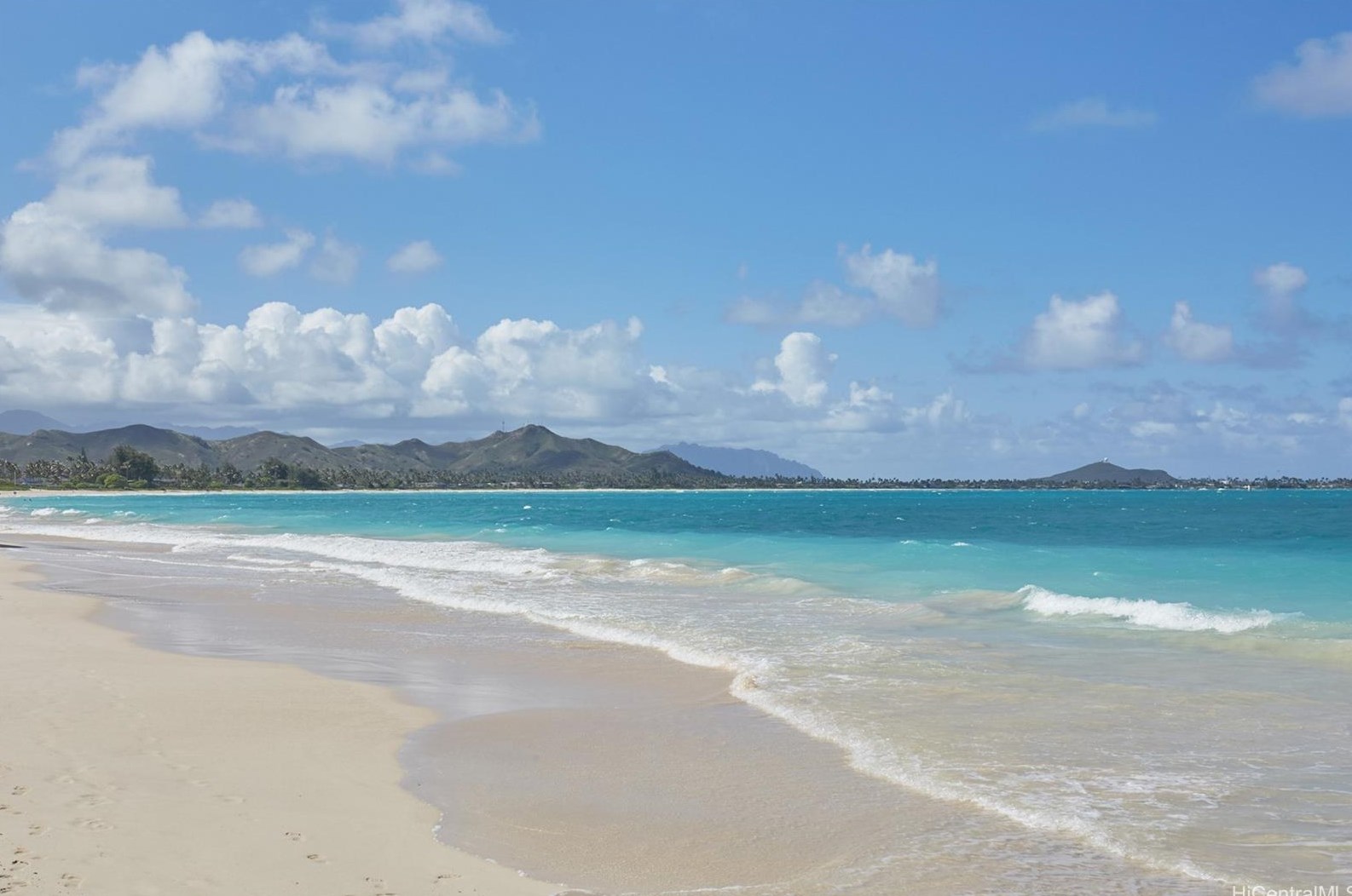 437 Kailua Rd, Kailua HI  96734 exterior