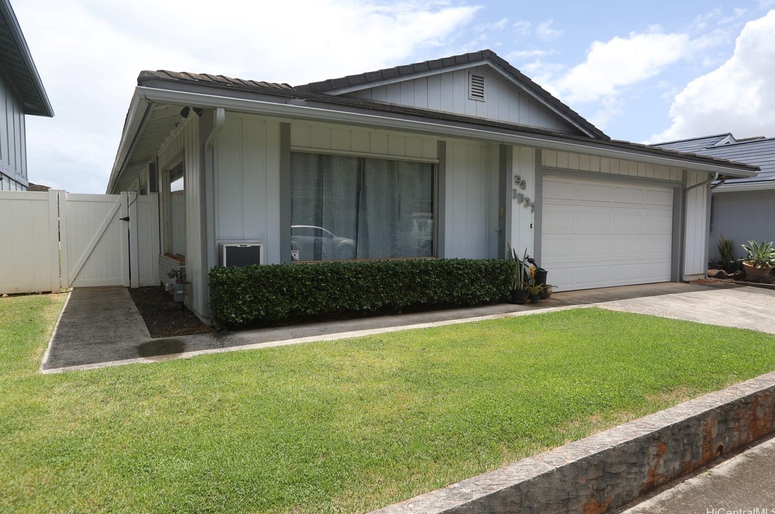 94-1037 Koliana St, Waipahu, HI 96797