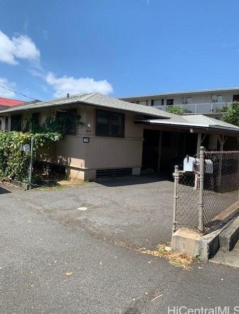 717 Vineyard Blvd, Honolulu HI  96817-3539 exterior