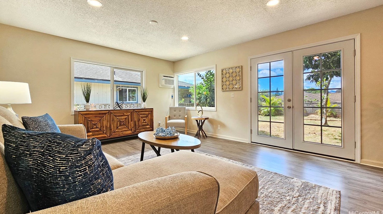 551 Kaniahe St, Wahiawa, HI 96786
