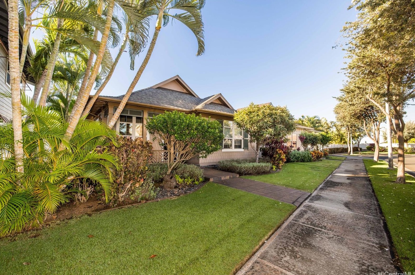 911115 Waikapuna St, Ewa Beach, HI 96706-0064